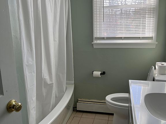 5th image of 177 Comfort St #1