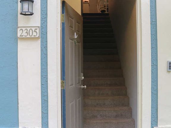 4th image of 13703 Richmond Park Dr N APT 2305