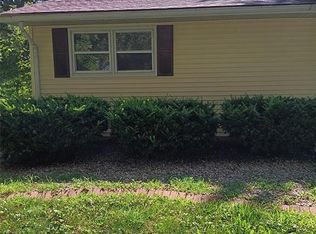 923 Sumner St, Jerseyville, IL 62052