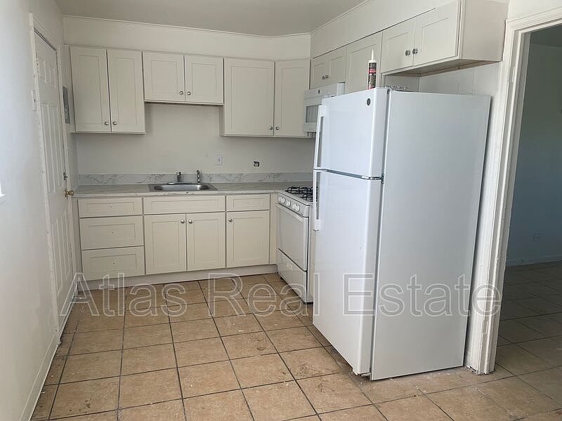 1st image of 1832 W Mississippi Ave