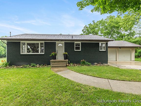 2nd image of 635 100th St SE