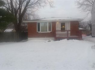 4671 Chapman Pkwy, Hamburg, NY 14075