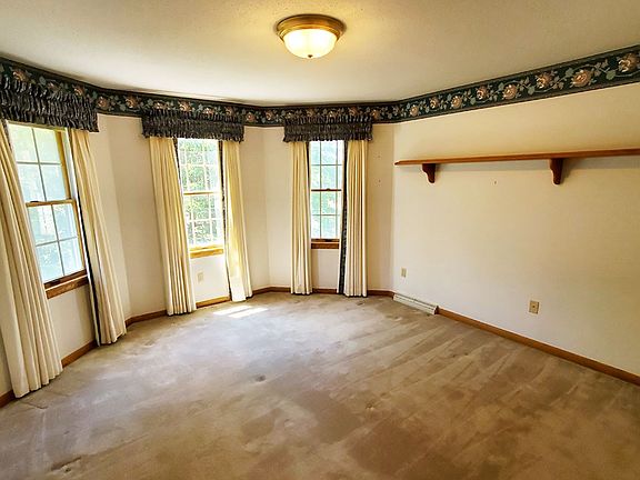 3rd image of 4657 Victoria Way #103