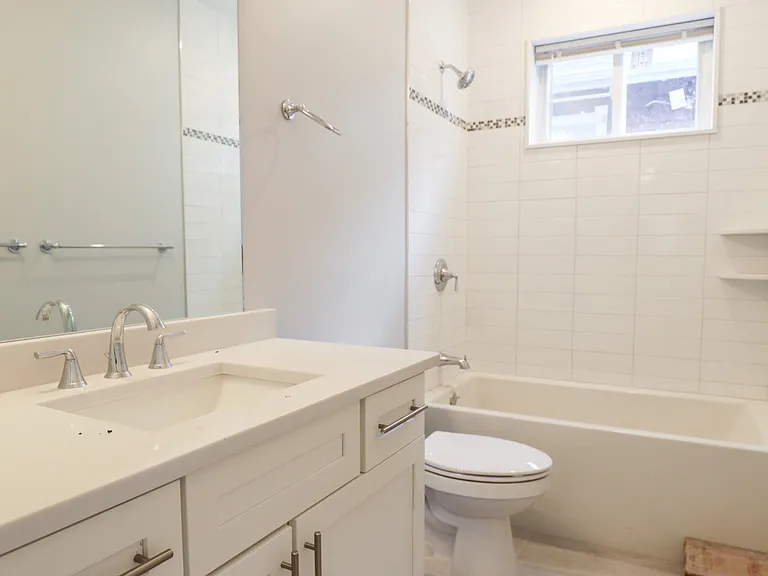 100 Brooks St #2A — Photo 9