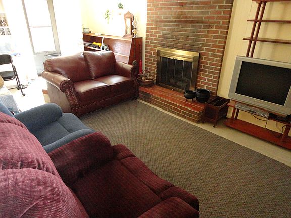 4th image of 1404 Odell St