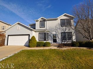 2209 Case Dr, Bloomington, IL 61701