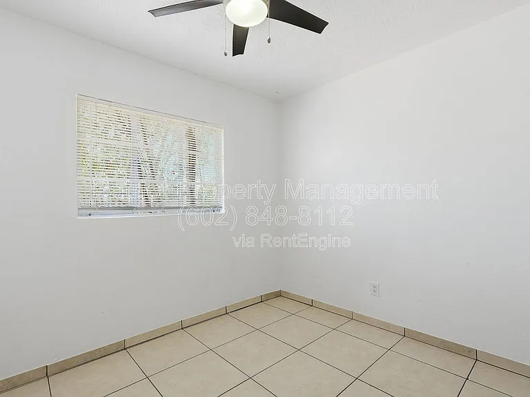 6701 N 33rd Ave — Photo 19