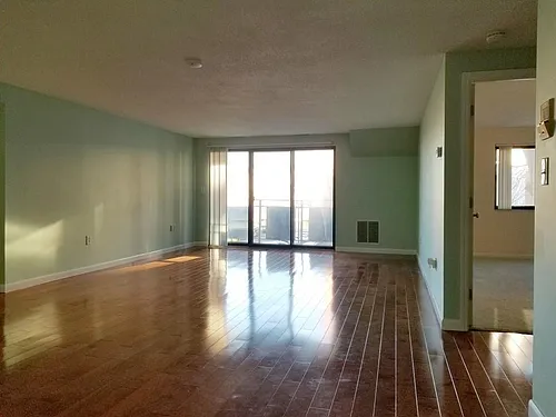 12 9th St #301 Photo 1
