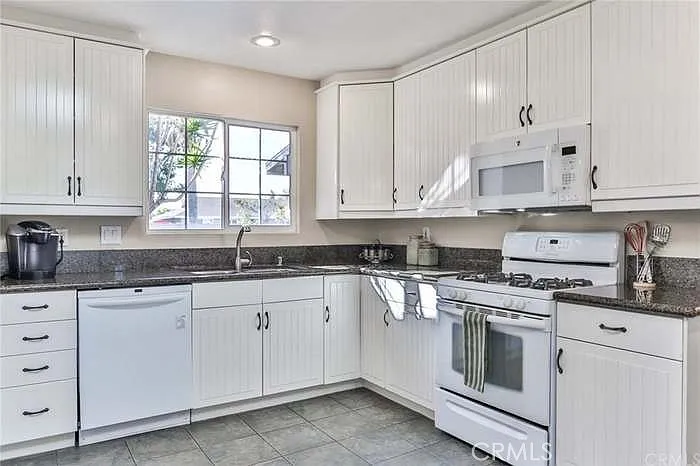 3 bed, 1505 sqft, $4,495 — Photo 4