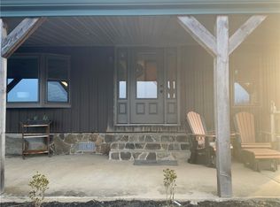 20 Moore Rd, West Alexander, PA 15376