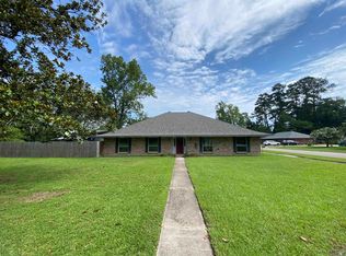 147 Cockerham Rd, Denham Springs, LA 70726