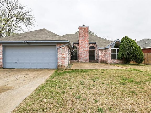 5th image of 2529 Hawk Dr