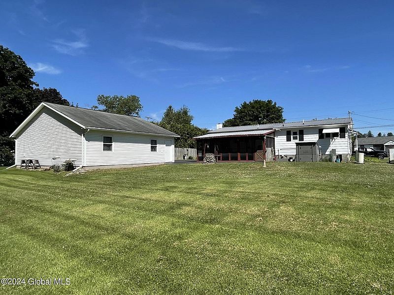 5th image of 2296 Hickory Hill Road