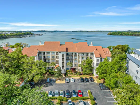 2 Village North Dr APT 25, Hilton Head Island, SC 29926