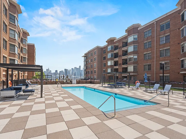 20 Avenue At Port Imperial #2B — Photo 9