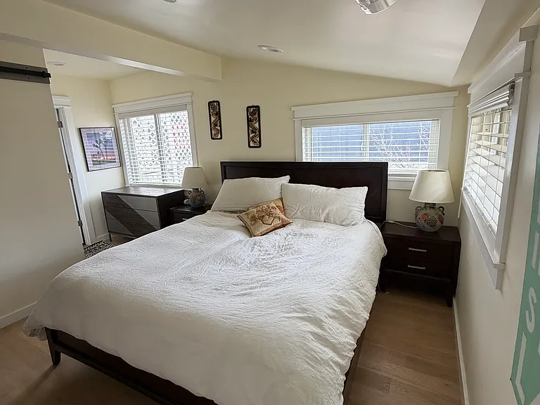 376 2nd Ave — Photo 39