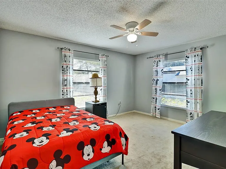 4318 Woodtree Ln — Photo 31