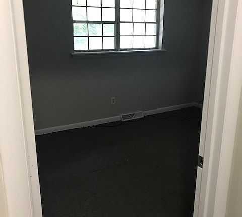 3rd image of 1724 Eastern Ave NE