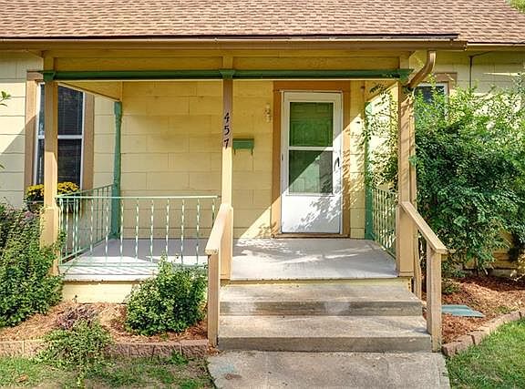 3rd image of 457 N Morse Ave
