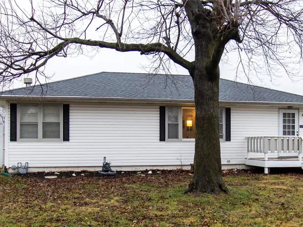 1107 Wilson St, South Roxana, IL 62087