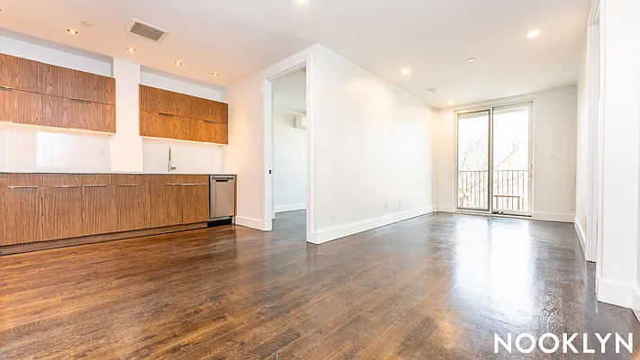 Rented by Nooklyn NYC LLC | media 49