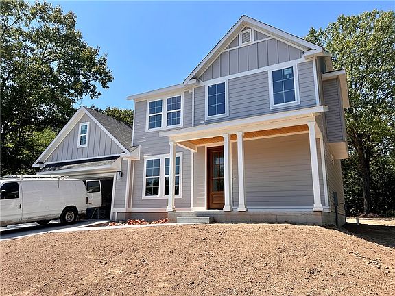 2nd image of 2 Hobkirk Dr