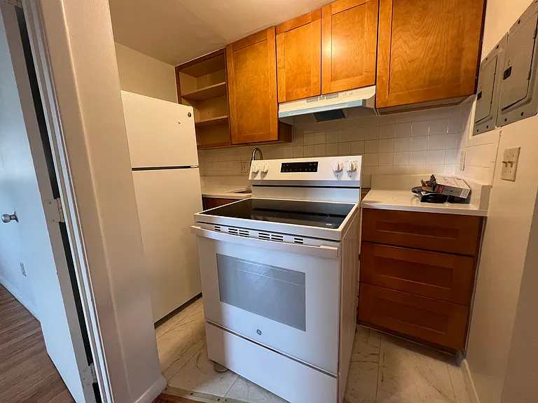 4889 Washington St #1 — Photo 3