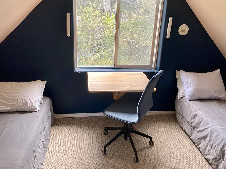 24904 J Pl — Photo 9