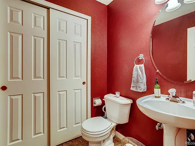 4513 S Auckland Ct — Photo 15