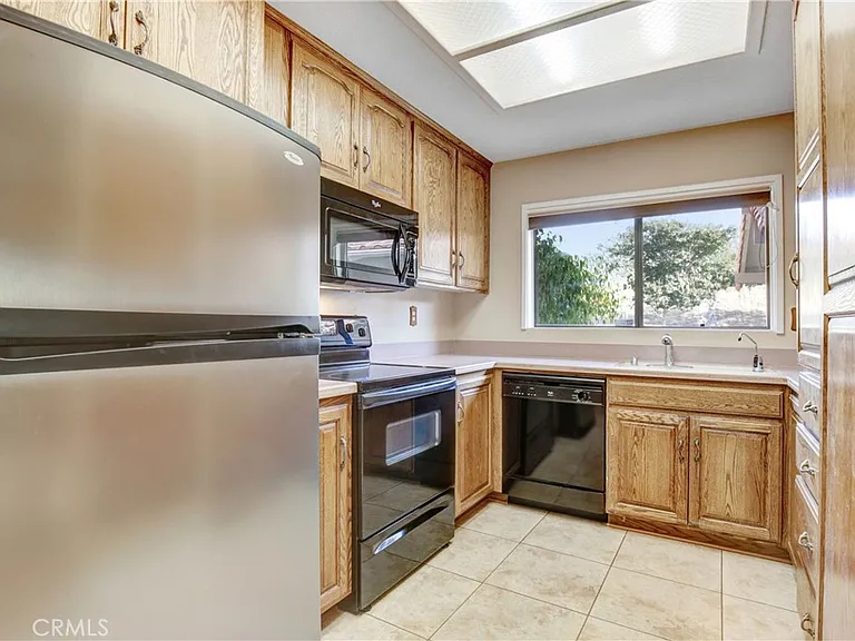 8024 Valle Vista Dr — Photo 6