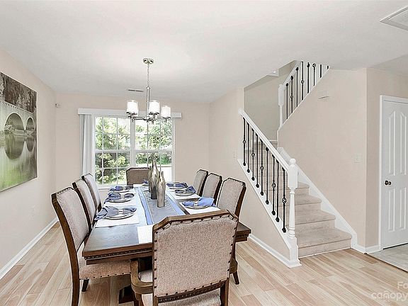 2nd image of 15206 Edgewater Forest Ln