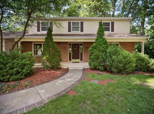 8111 Roanoke Dr, Fort Wayne, IN