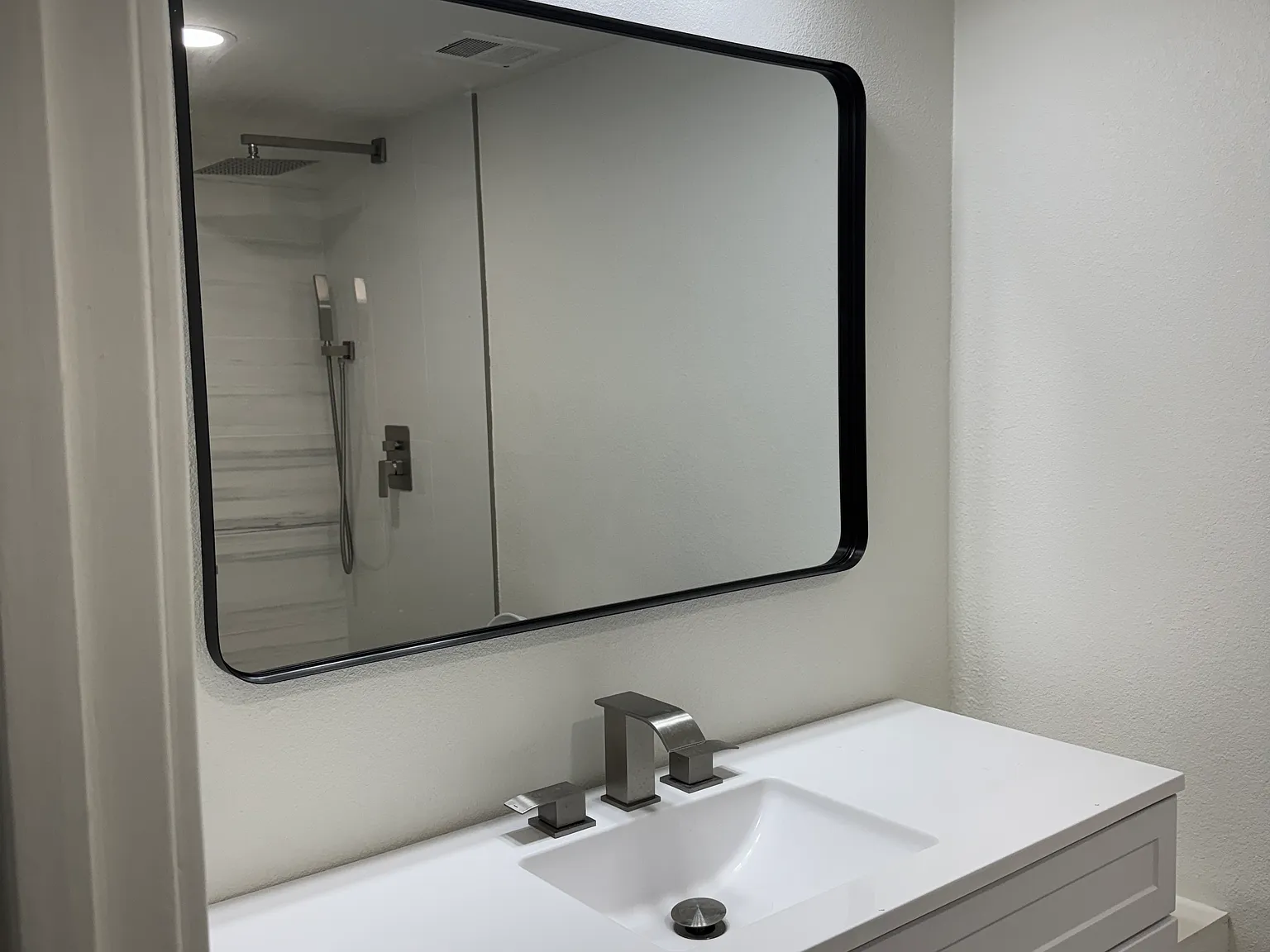 4 bed, 1200 sqft, $2,800 — Photo 4