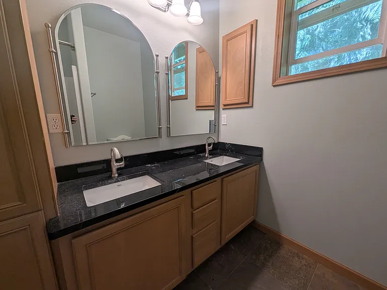 92 Windward Dr — Photo 8
