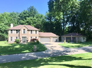 23731 River Dr, Goshen, IN 46528