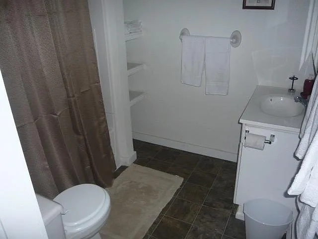 2619 Baker Ave #4 — Photo 10