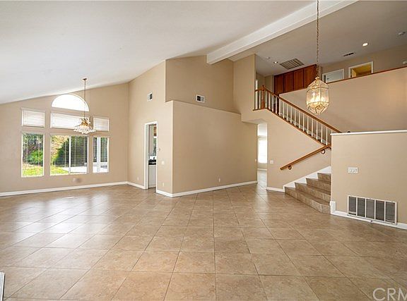 4th image of 40708 Locata Ct