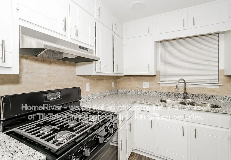 191 Aaron Ct — Photo 7