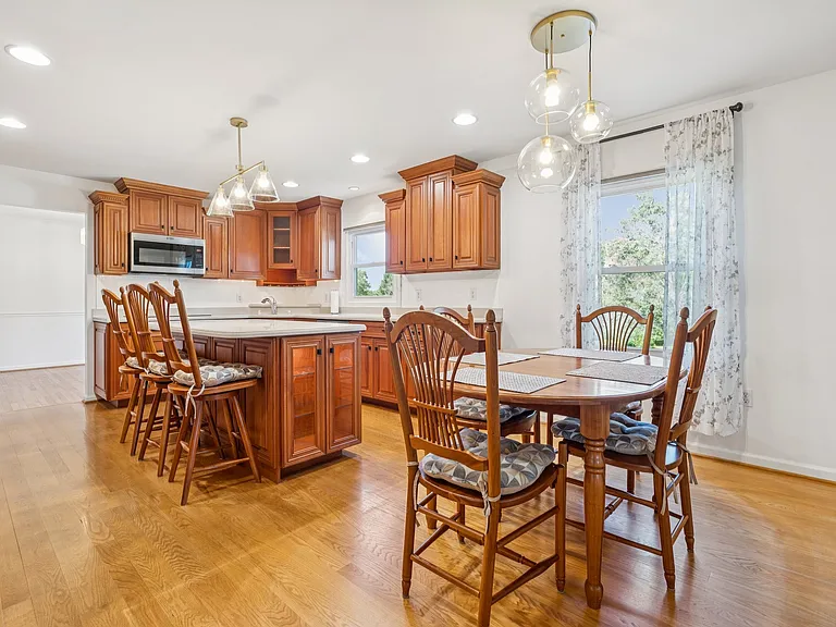 7204 Patton Dr — Photo 8