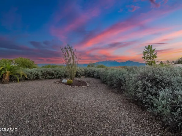 939 S Las Lomas Cir, Green Valley, AZ 85614