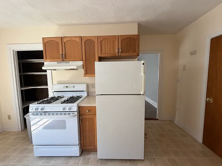 6 Harris St #1 — Photo 13