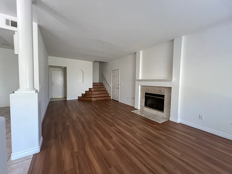 2176 El Dorado St — Photo 3