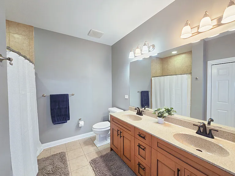 160 S River St #206 — Photo 6