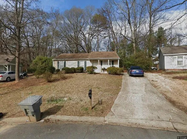 6820 N Ridge Ct, Charlotte, NC 28215