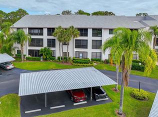 1001 Tartan Dr APT 207, Palm Harbor, FL 34684