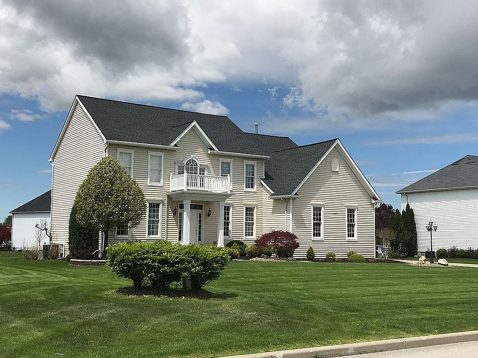 2nd image of 5518 Pine Loch Ln