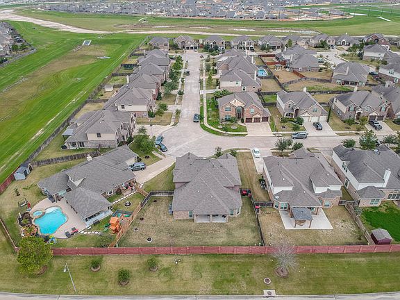 3rd image of 20323 Cortina Valley Dr