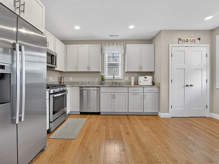 7 Gorham St #57 — Photo 7