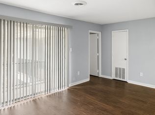 225 W McDowell Rd #D8, Jackson, MS 39204