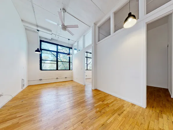 315 Seigel Street image 15 of 21